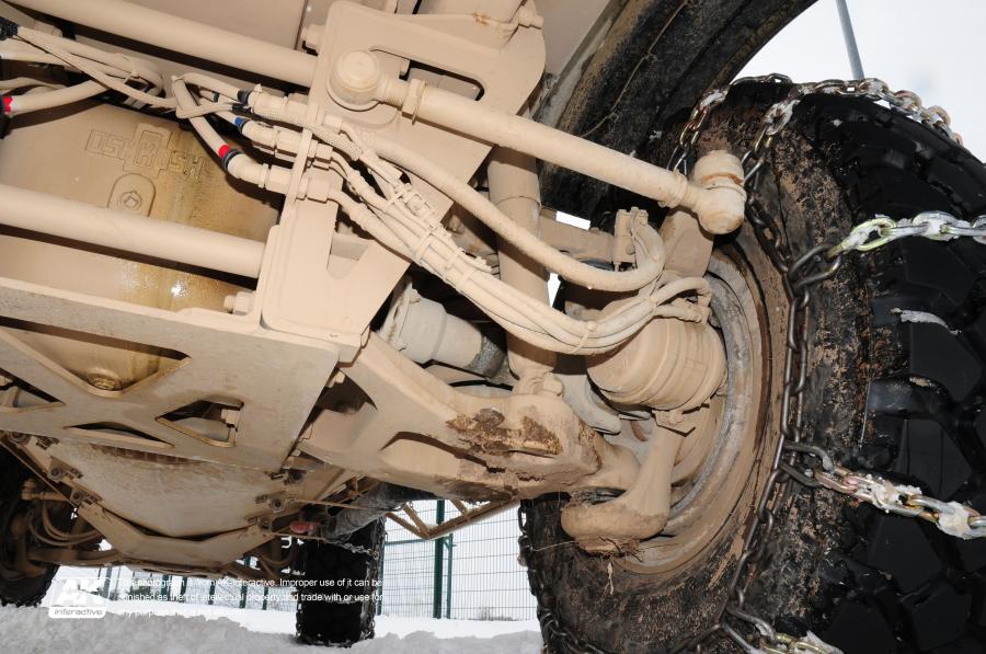 Детали экстерьера Oshkosh M-ATV 2009 года  (фото 185 из 676)